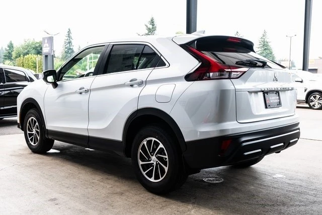 2026 Mitsubishi Eclipse Cross - Image 4 of 20