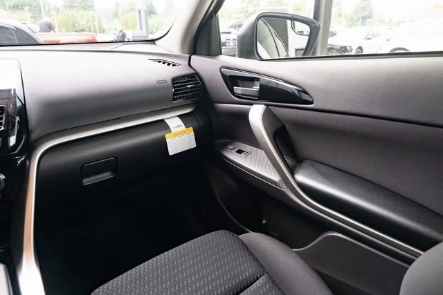 2026 Mitsubishi Eclipse Cross - Image 10 of 20