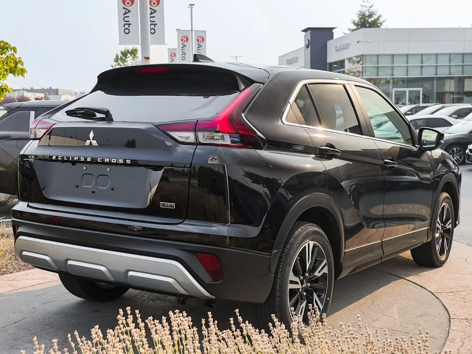 2026 Mitsubishi Eclipse Cross - Image 5 of 19
