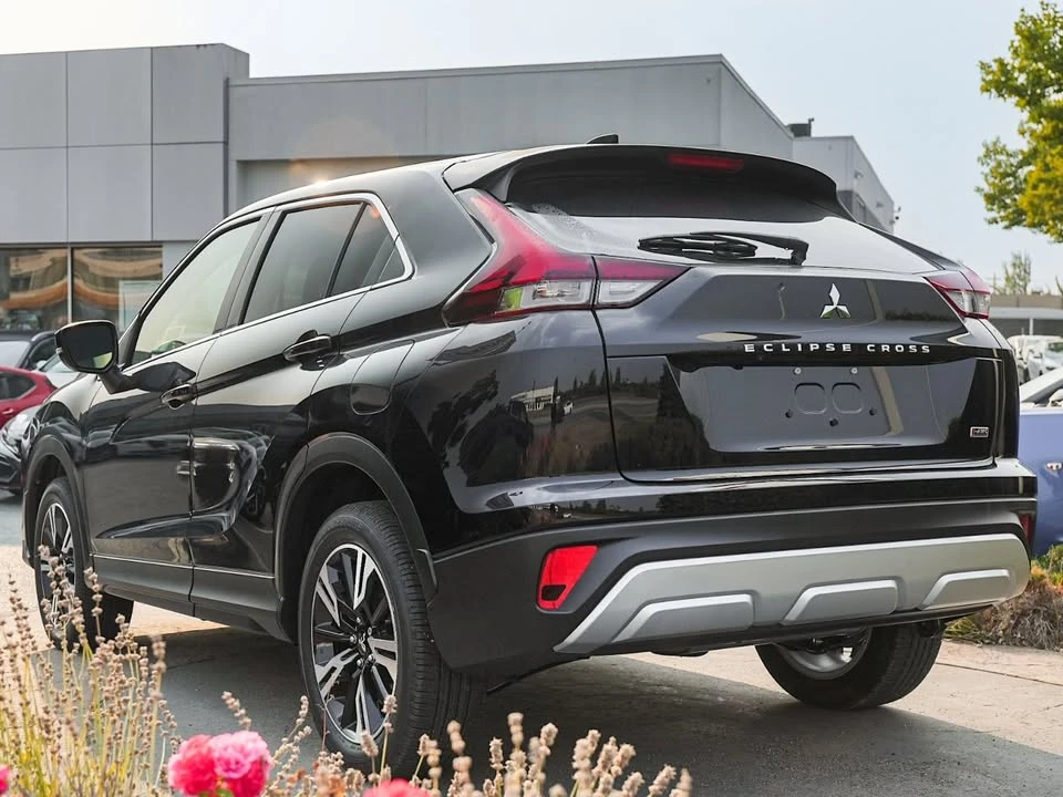 2026 Mitsubishi Eclipse Cross - Image 7 of 19