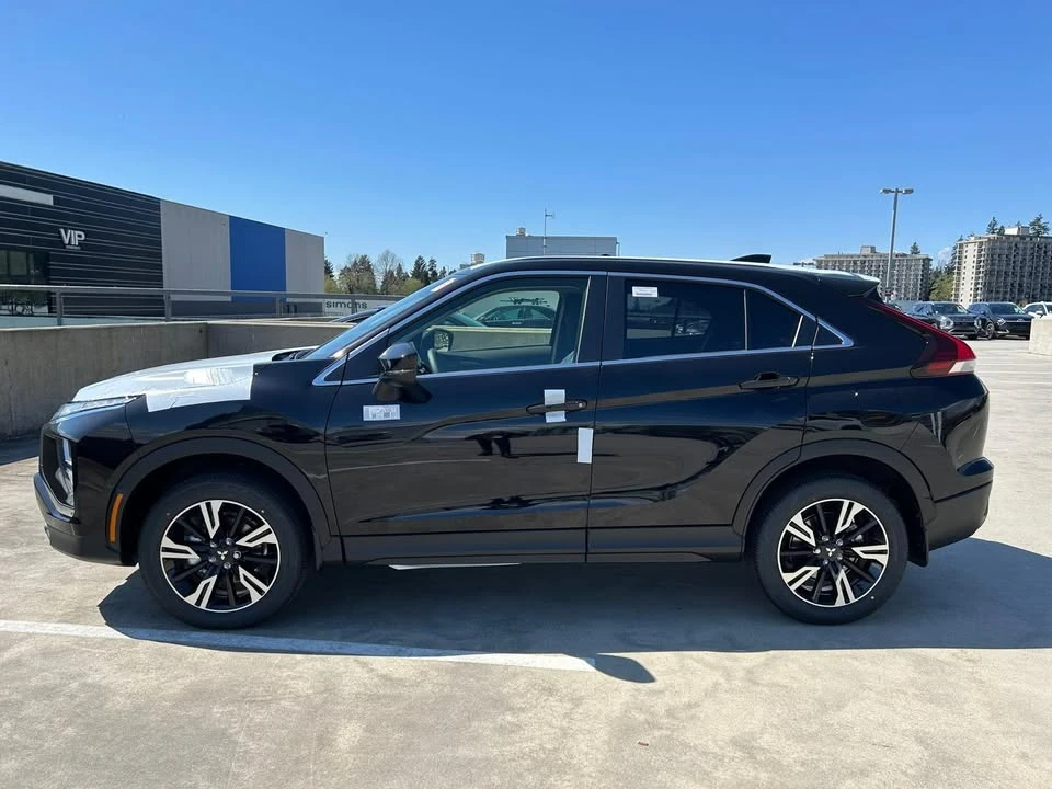2026 Mitsubishi Eclipse Cross - Image 2 of 19
