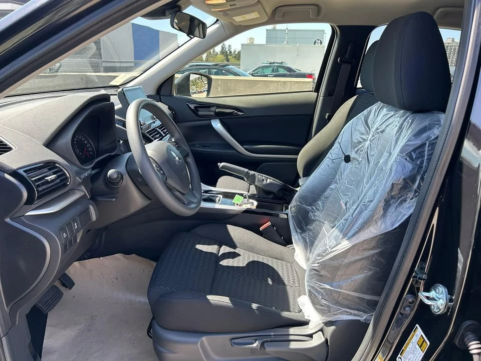2026 Mitsubishi Eclipse Cross - Image 9 of 19