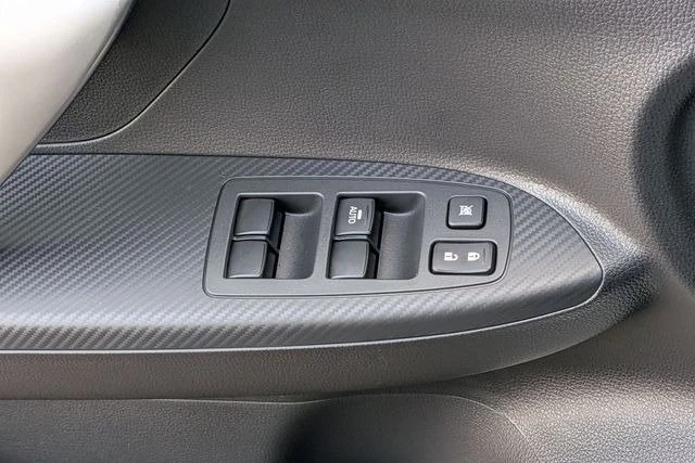 2026 Mitsubishi Eclipse Cross - Image 15 of 20