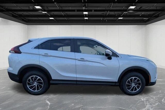 2026 Mitsubishi Eclipse Cross - Image 6 of 20