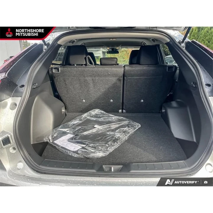2026 Mitsubishi Eclipse Cross - Image 9 of 19