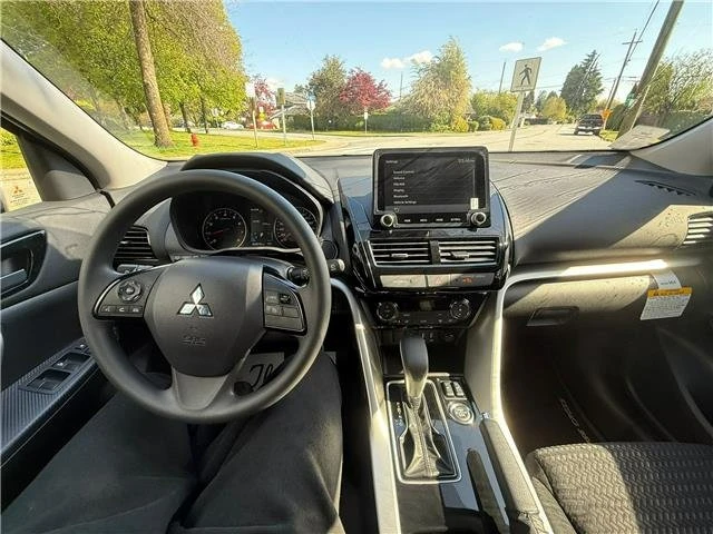 2026 Mitsubishi Eclipse Cross - Image 11 of 13