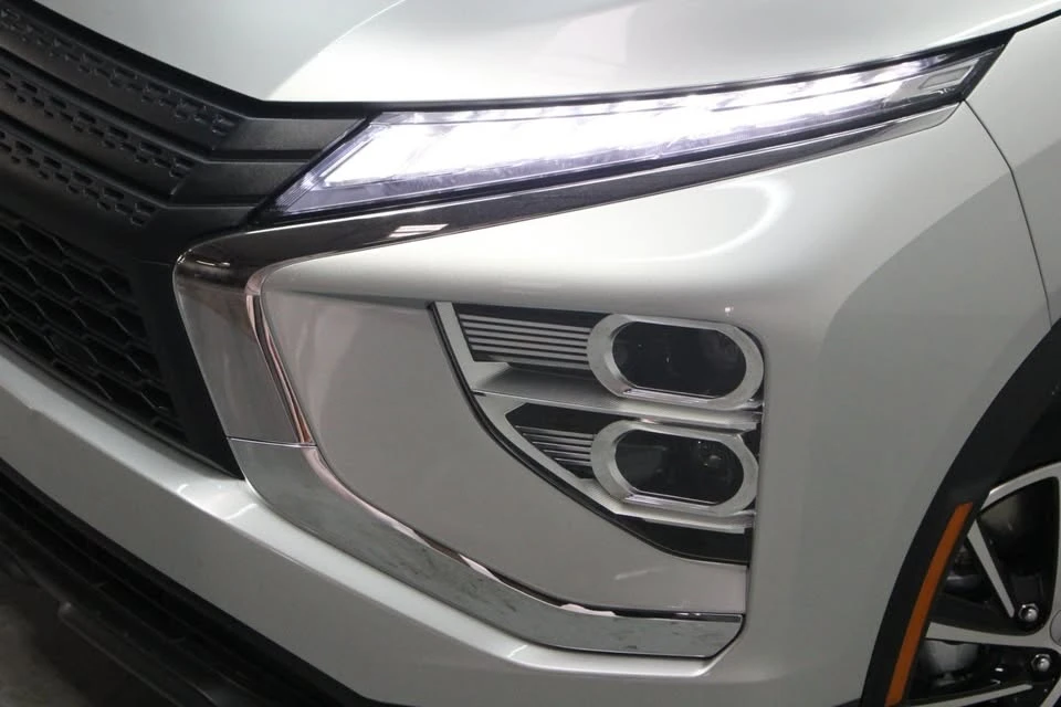 2026 Mitsubishi Eclipse Cross - Image 2 of 4