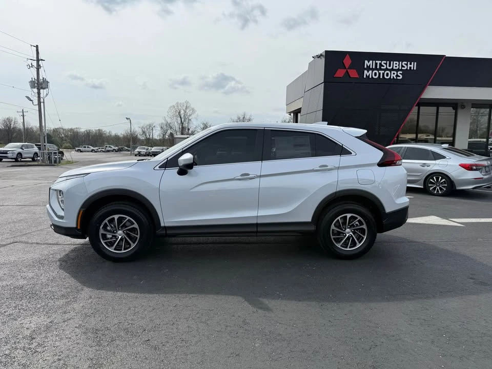 2026 Mitsubishi Eclipse Cross - Image 2 of 16