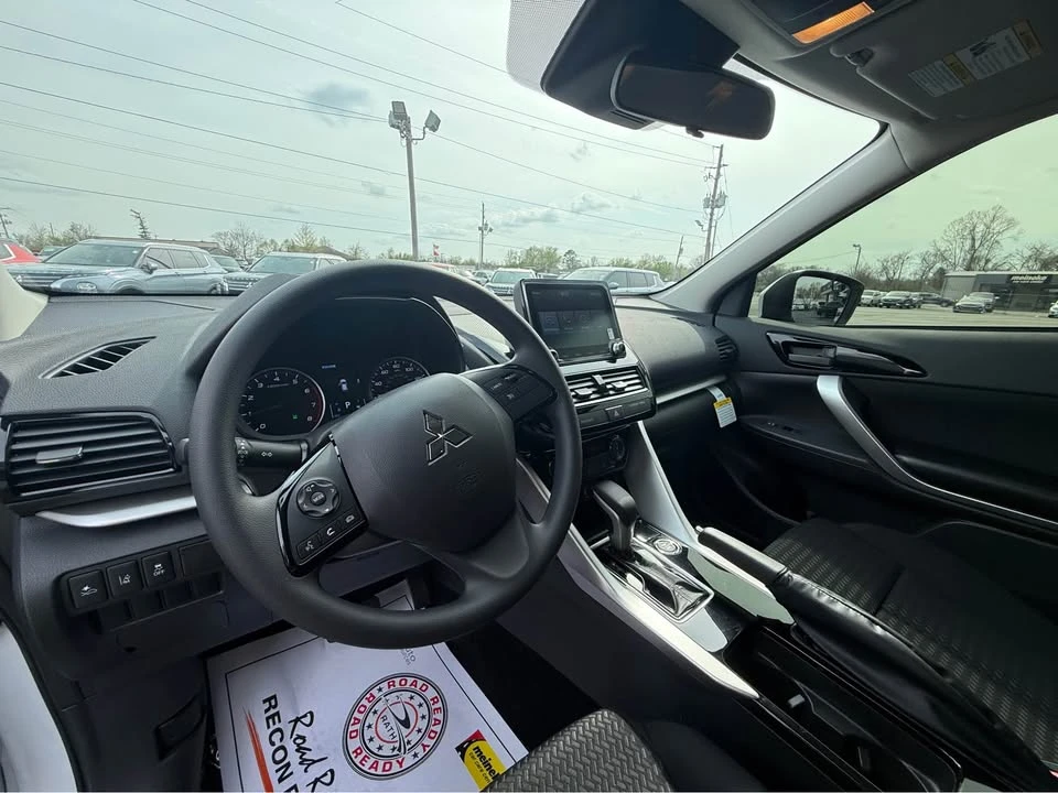 2026 Mitsubishi Eclipse Cross - Image 11 of 16