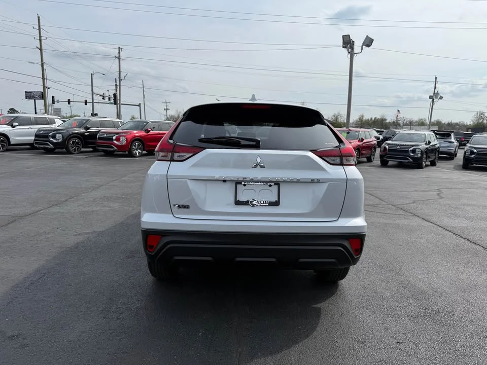 2026 Mitsubishi Eclipse Cross - Image 4 of 16