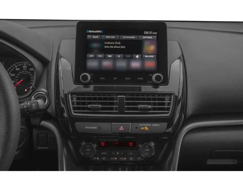 2026 Mitsubishi Eclipse Cross - Image 8 of 10