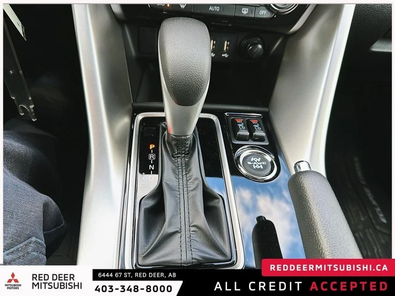 2026 Mitsubishi Eclipse Cross - Image 14 of 17