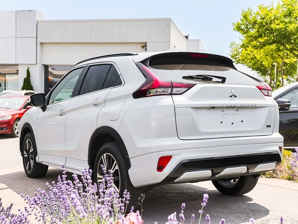 2026 Mitsubishi Eclipse Cross - Image 8 of 20
