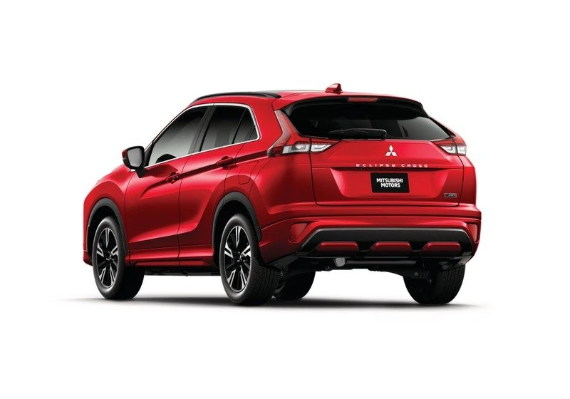 2026 Mitsubishi Eclipse Cross - Image 2 of 13