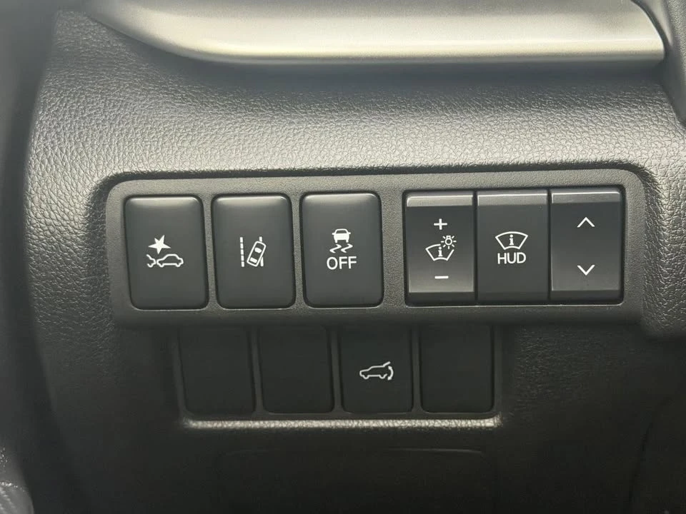 2026 Mitsubishi Eclipse Cross - Image 17 of 20