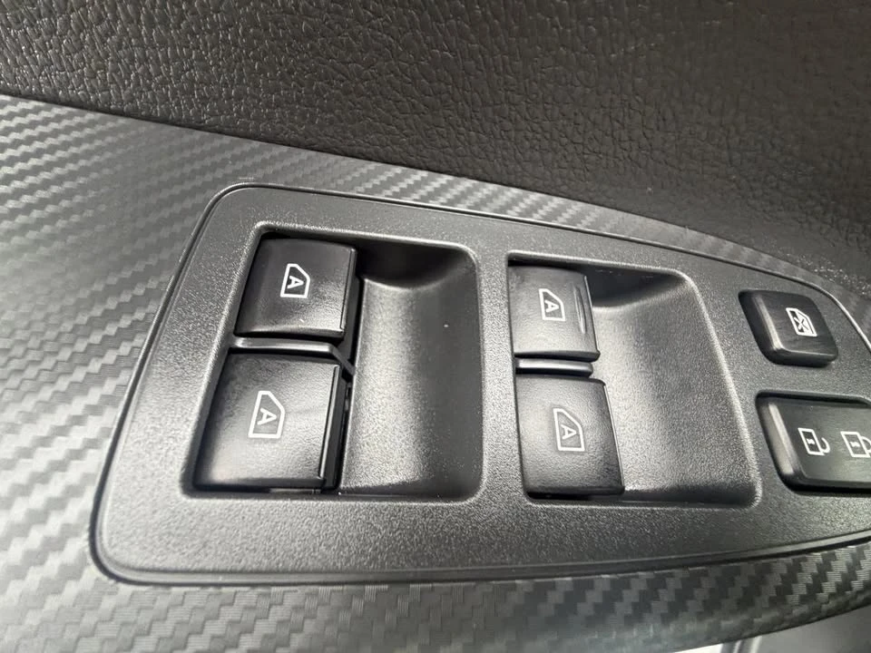 2026 Mitsubishi Eclipse Cross - Image 16 of 20