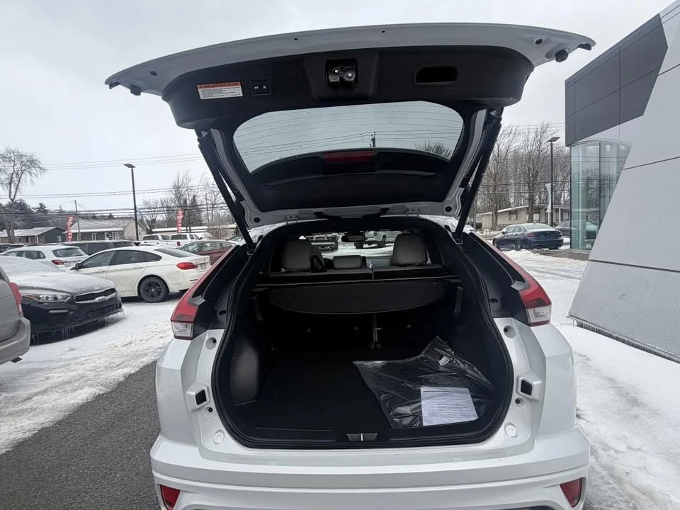 2026 Mitsubishi Eclipse Cross - Image 12 of 20
