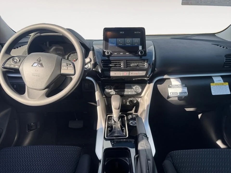 2026 Mitsubishi Eclipse Cross - Image 11 of 15