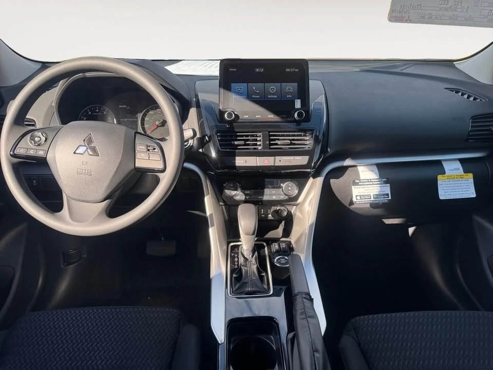 2026 Mitsubishi Eclipse Cross - Image 10 of 15