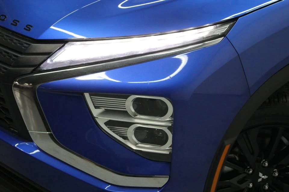 2026 Mitsubishi Eclipse Cross - Image 2 of 20