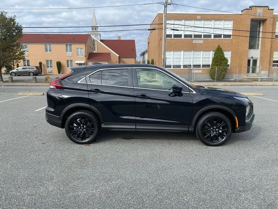 2026 Mitsubishi Eclipse Cross - Image 4 of 9