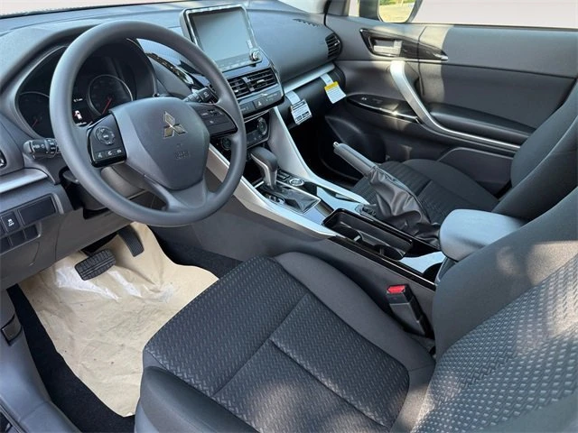 2026 Mitsubishi Eclipse Cross - Image 5 of 10