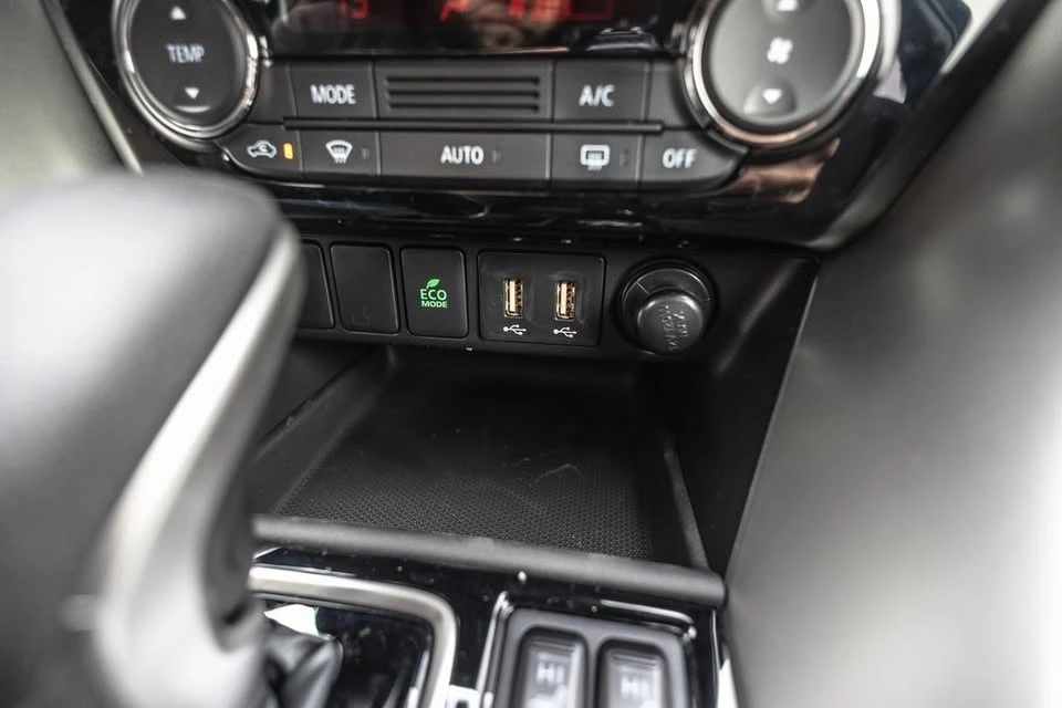 2026 Mitsubishi Eclipse Cross - Image 18 of 20