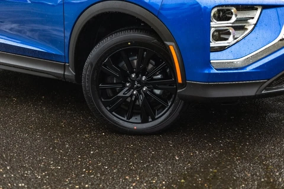 2026 Mitsubishi Eclipse Cross - Image 4 of 20