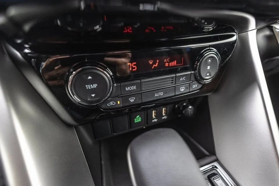 2026 Mitsubishi Eclipse Cross - Image 17 of 20