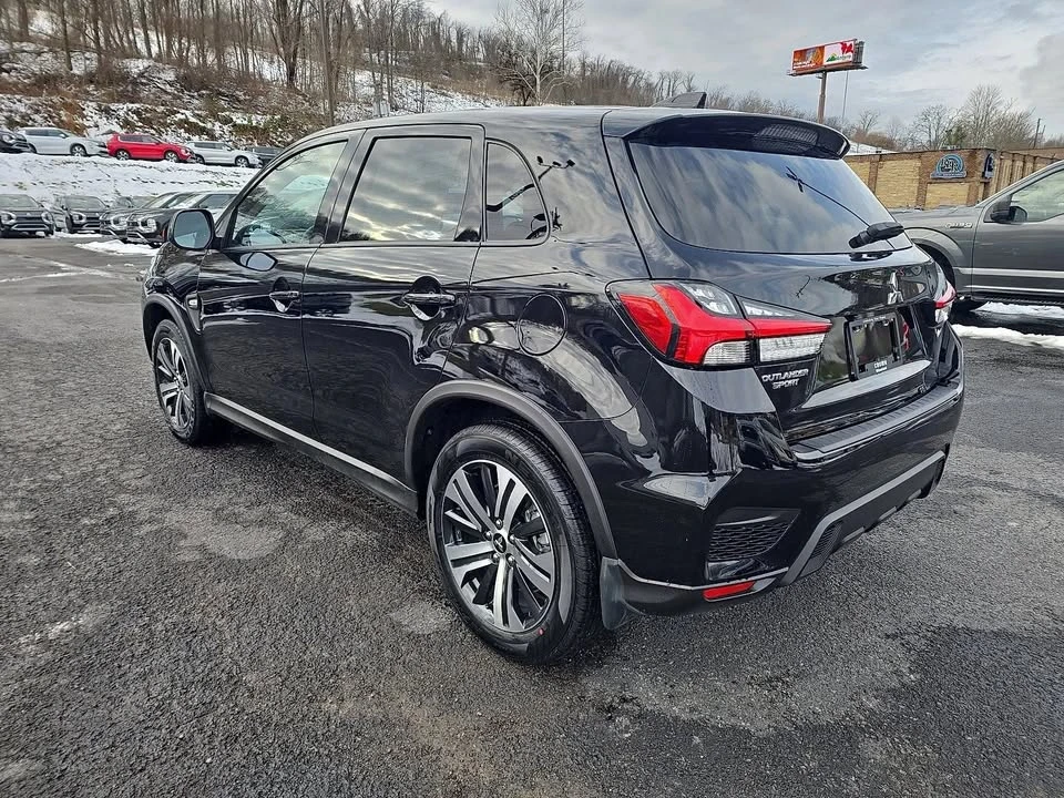 2026 Mitsubishi Eclipse Cross - Image 4 of 12