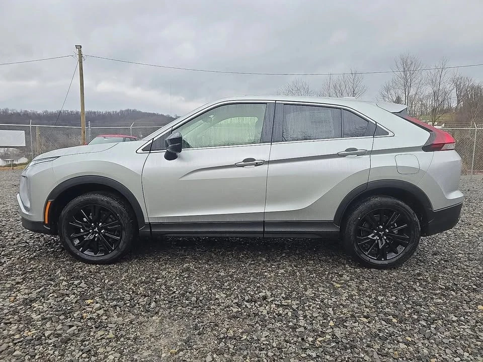2026 Mitsubishi Eclipse Cross - Image 5 of 12