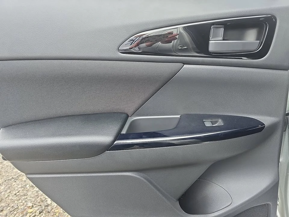 2026 Mitsubishi Eclipse Cross - Image 12 of 12