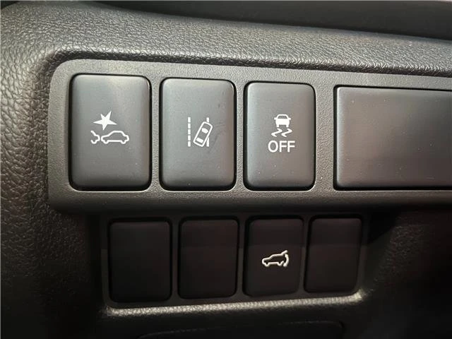 2026 Mitsubishi Eclipse Cross - Image 18 of 19
