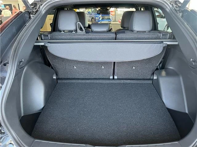 2026 Mitsubishi Eclipse Cross - Image 15 of 19