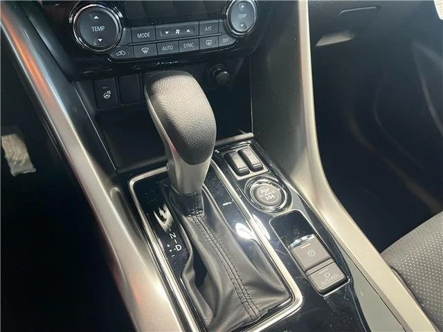 2026 Mitsubishi Eclipse Cross - Image 9 of 19