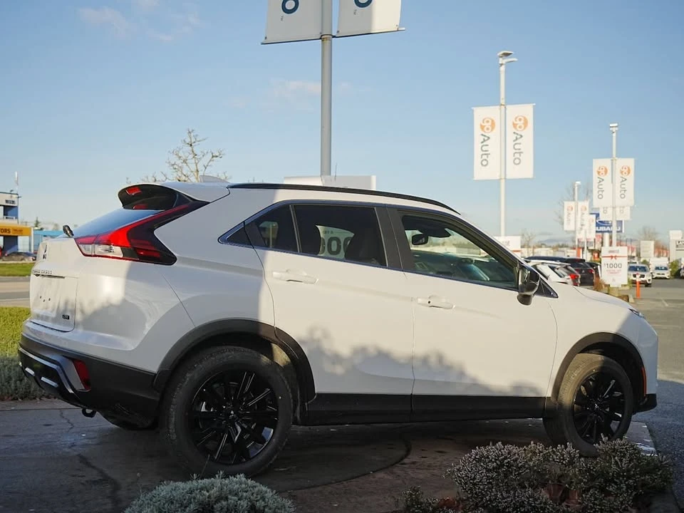 2026 Mitsubishi Eclipse Cross - Image 5 of 15