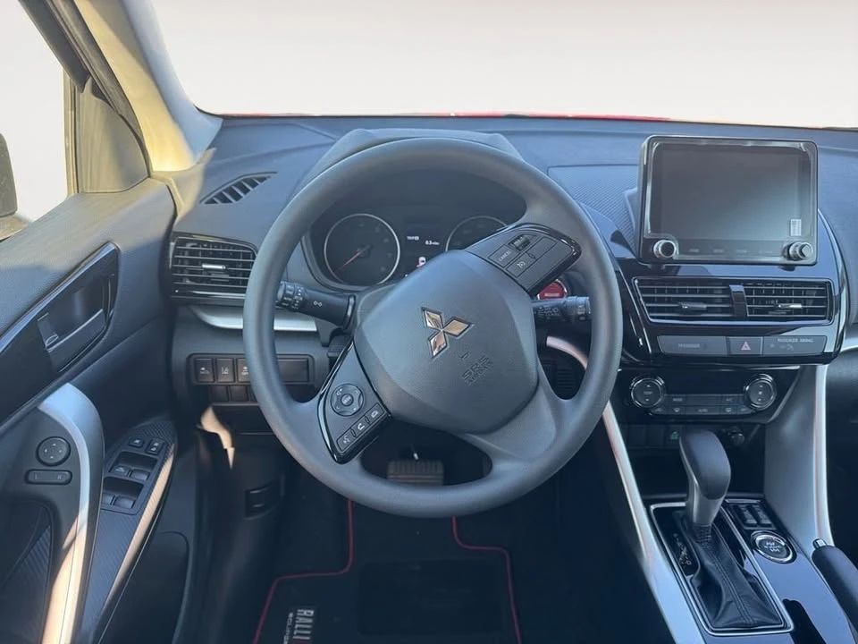 2026 Mitsubishi Eclipse Cross - Image 12 of 15