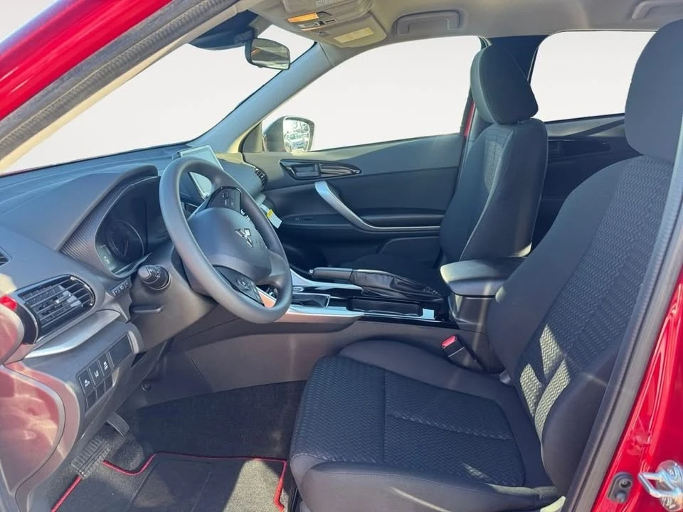 2026 Mitsubishi Eclipse Cross - Image 9 of 15