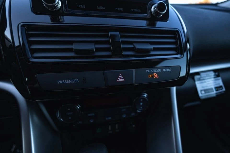2026 Mitsubishi Eclipse Cross - Image 14 of 20