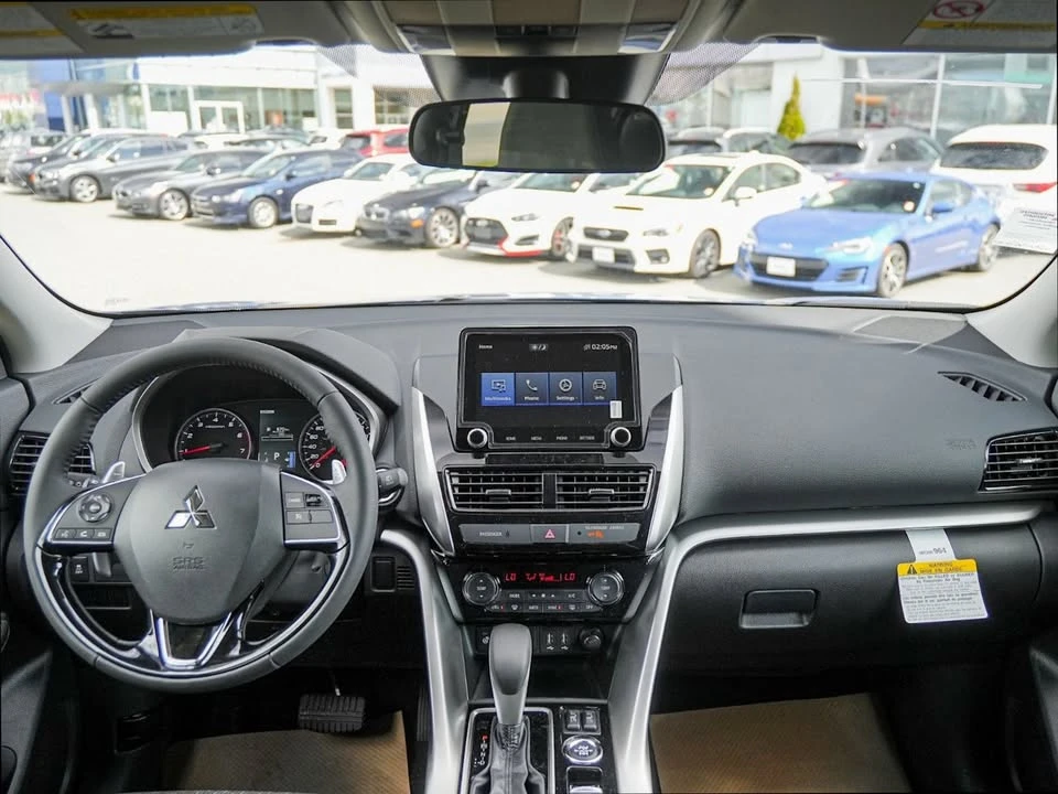 2026 Mitsubishi Eclipse Cross - Image 13 of 18