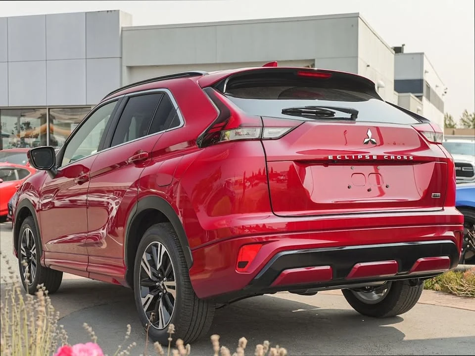 2026 Mitsubishi Eclipse Cross - Image 5 of 15