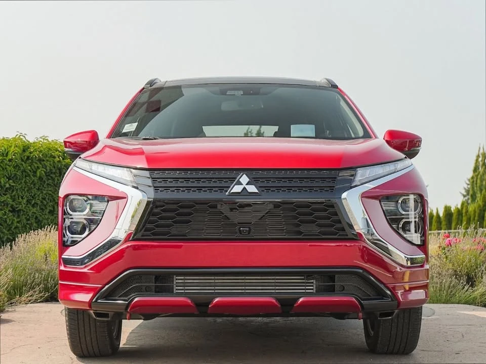 2026 Mitsubishi Eclipse Cross - Image 2 of 15