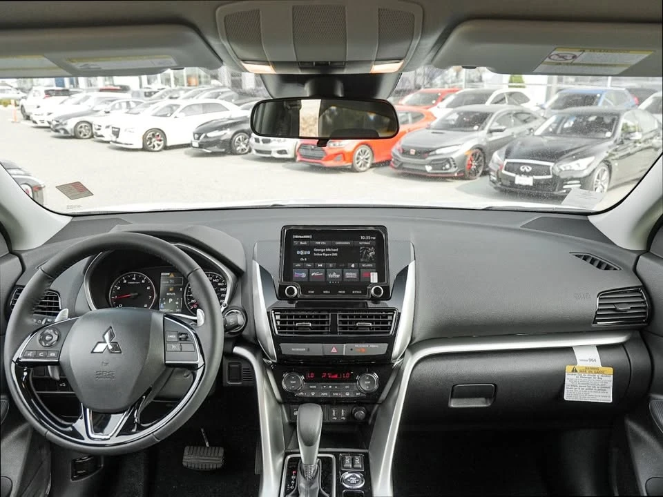 2026 Mitsubishi Eclipse Cross - Image 15 of 18