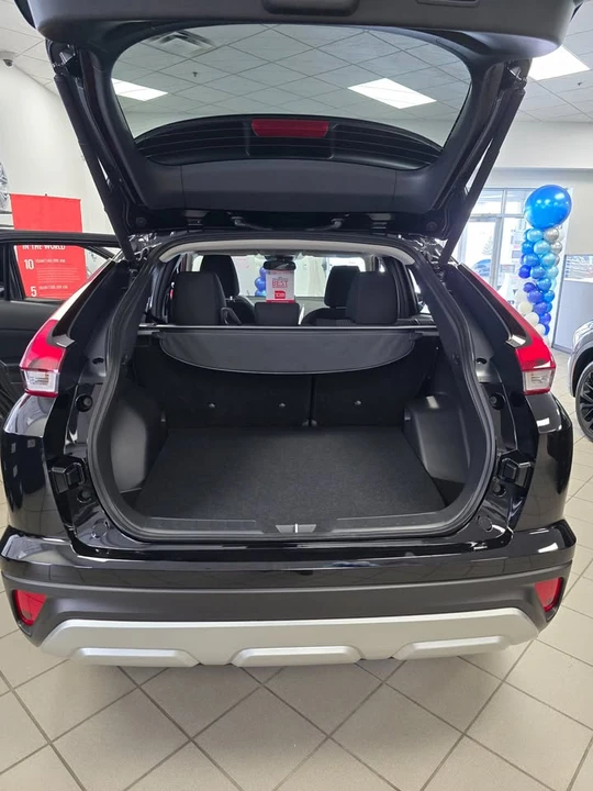 2026 Mitsubishi Eclipse Cross - Image 7 of 9