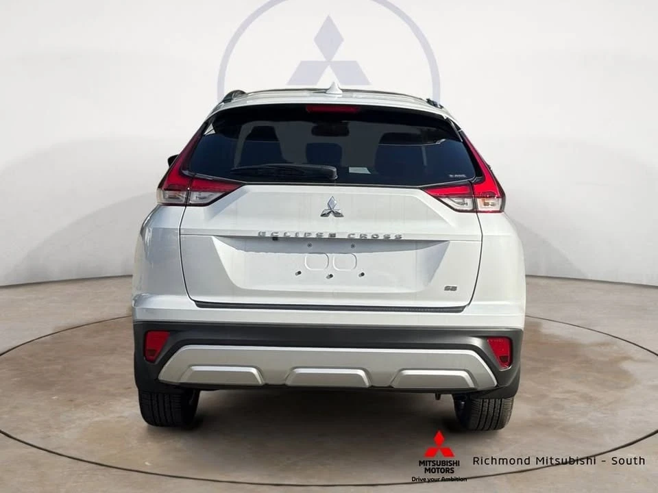 2026 Mitsubishi Eclipse Cross - Image 4 of 15