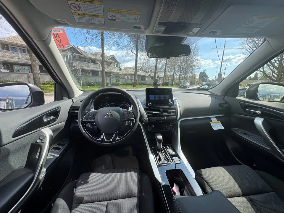 2026 Mitsubishi Eclipse Cross - Image 8 of 11