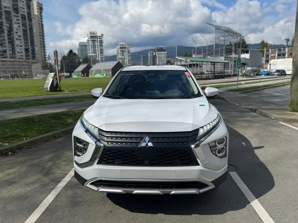 2026 Mitsubishi Eclipse Cross - Image 4 of 11