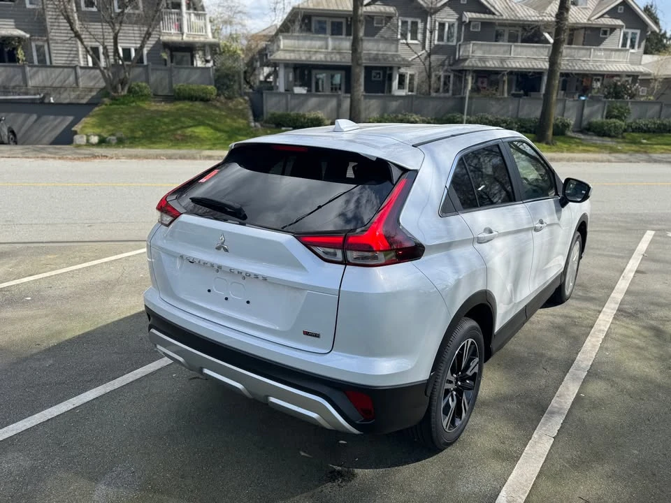 2026 Mitsubishi Eclipse Cross - Image 6 of 11
