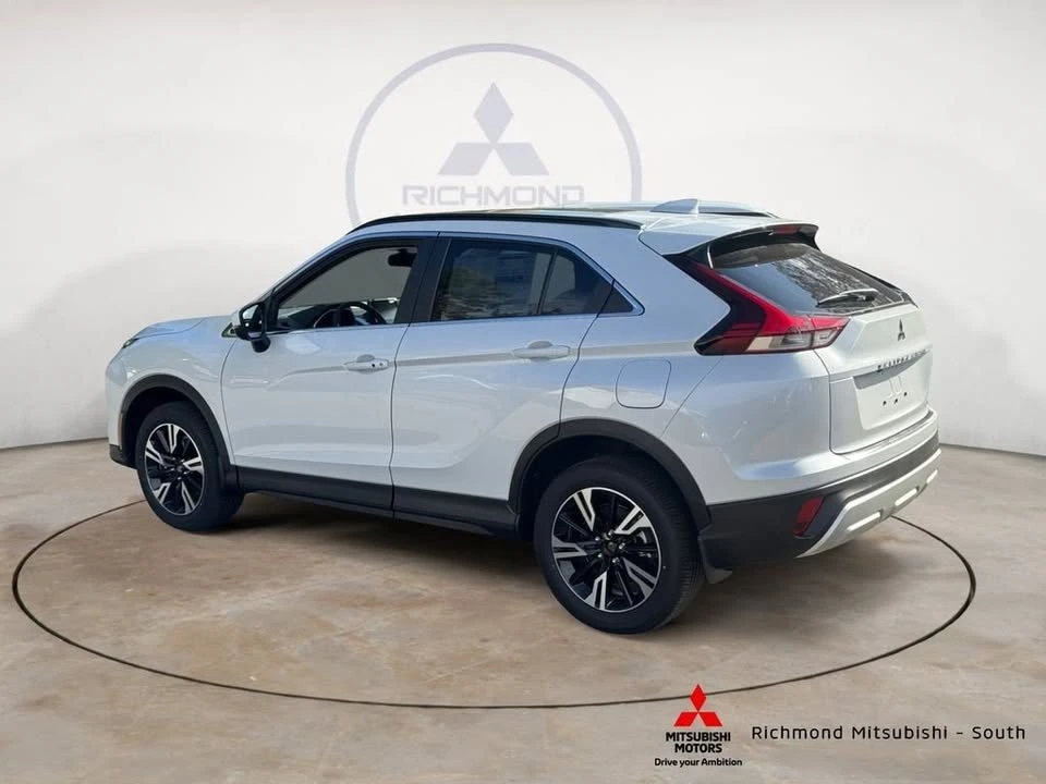 2026 Mitsubishi Eclipse Cross - Image 5 of 15