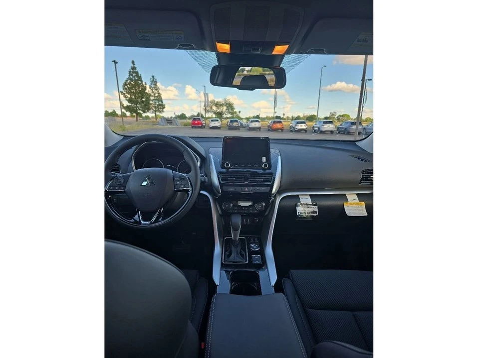 2026 Mitsubishi Eclipse Cross - Image 7 of 10